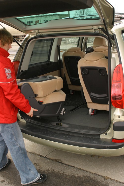 Peugeot 807 2.2 HDI - Słabeusz z pozoru