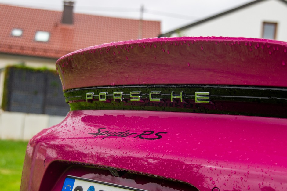 Porsche 718 Spyder RS