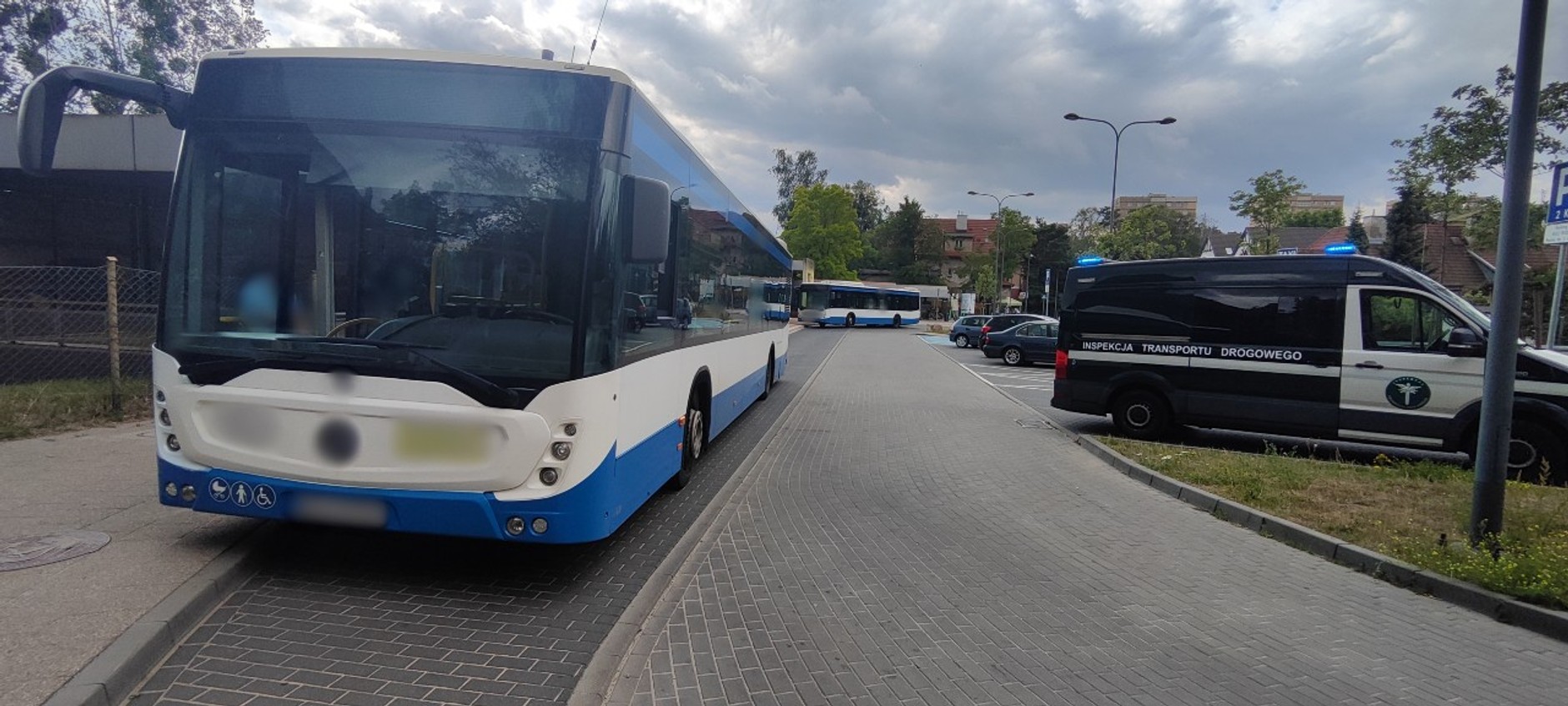 W takim stanie były miejskie autobusy. Inspektorzy nie mieli innego wyjścia