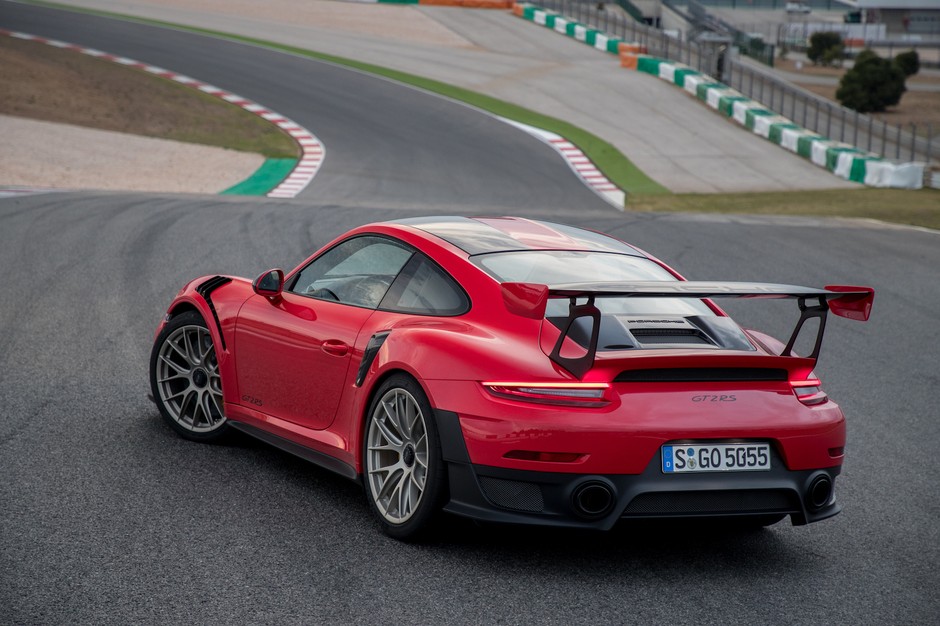Porsche 911 GT2 RS