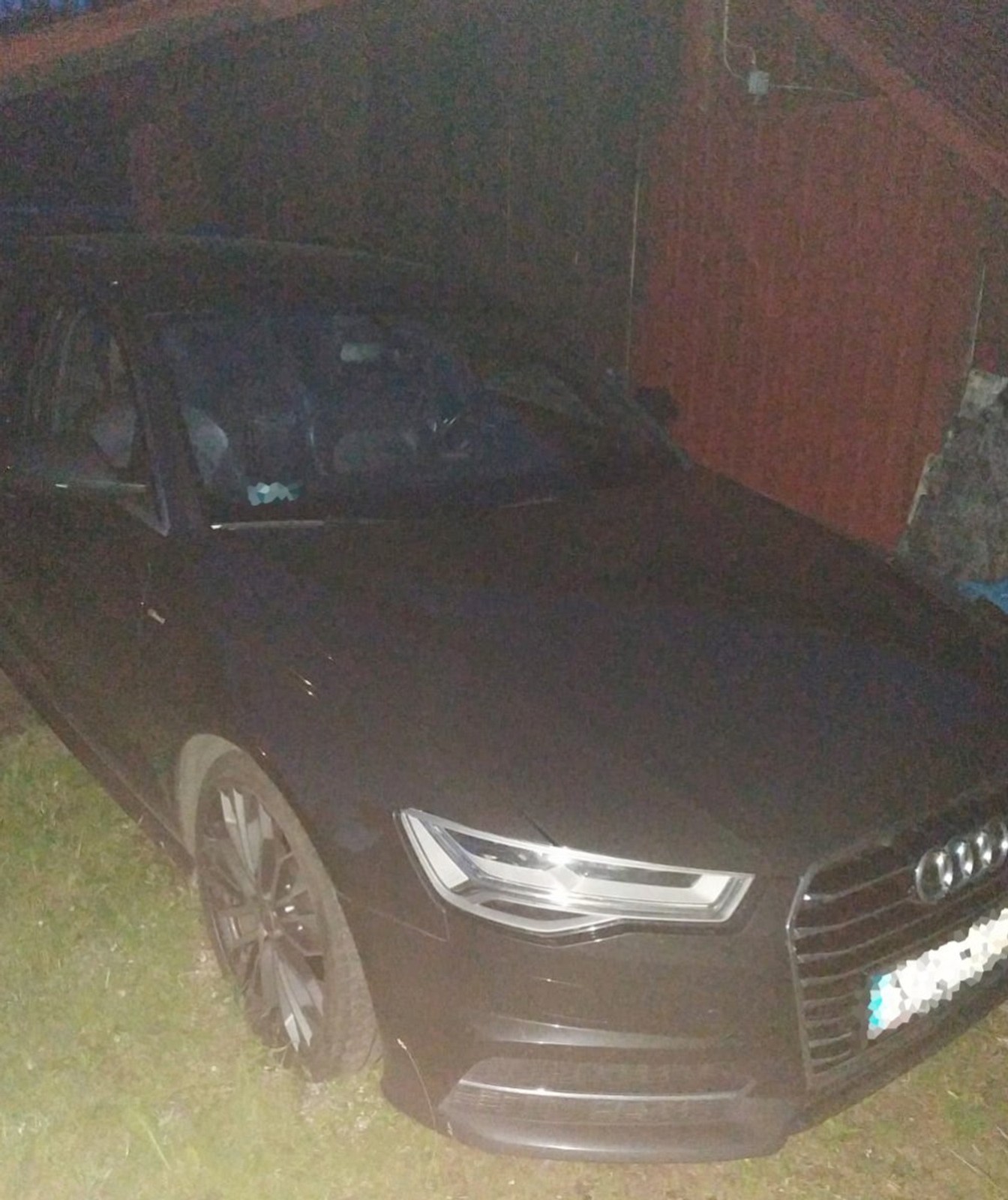 Policja odzyskała auta skradzione metoda na walizkę