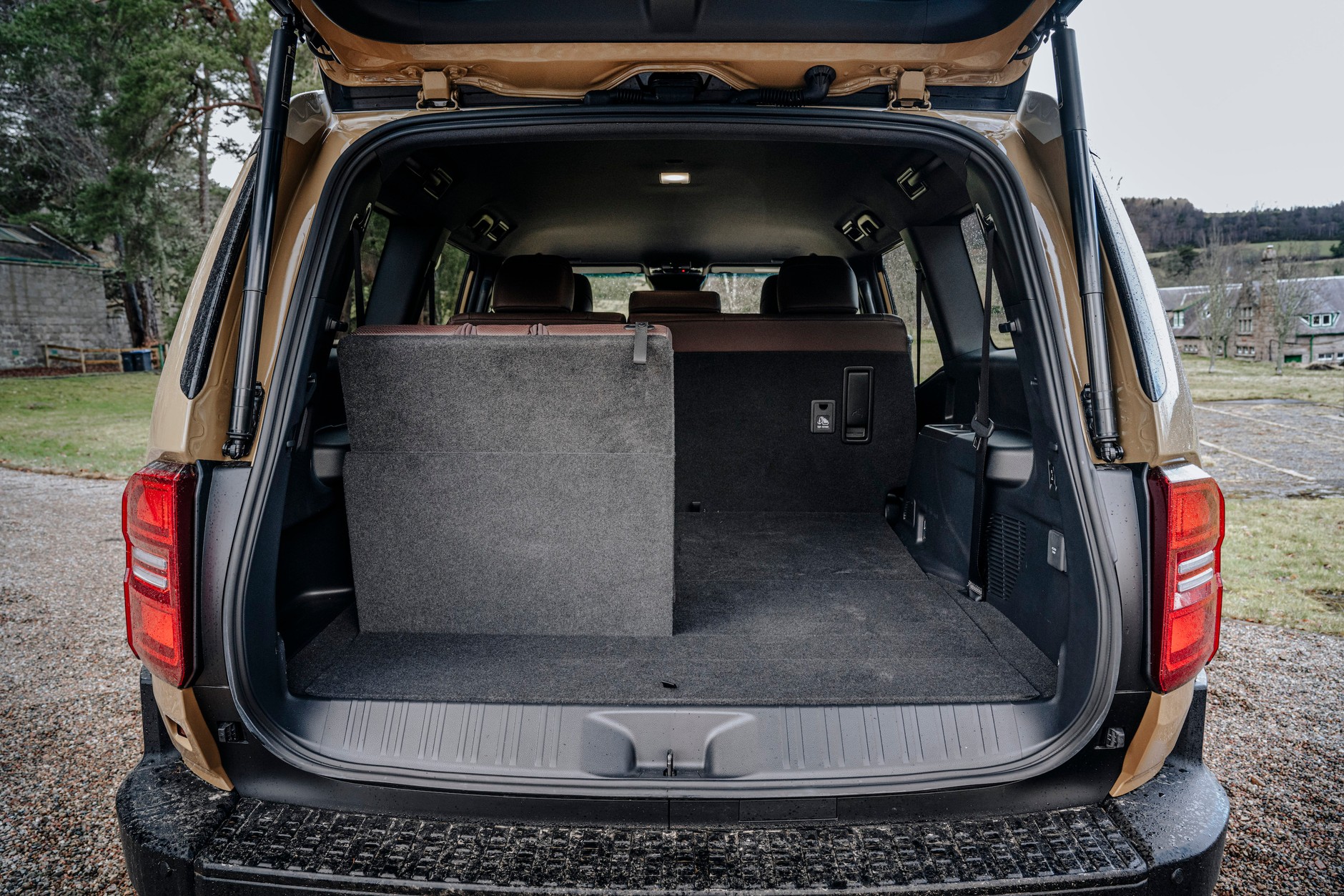 Nowa Toyota Land Cruiser
