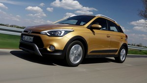 Hyundai i20 Active 1.0 T-GDi - stylizowany na terenówkę