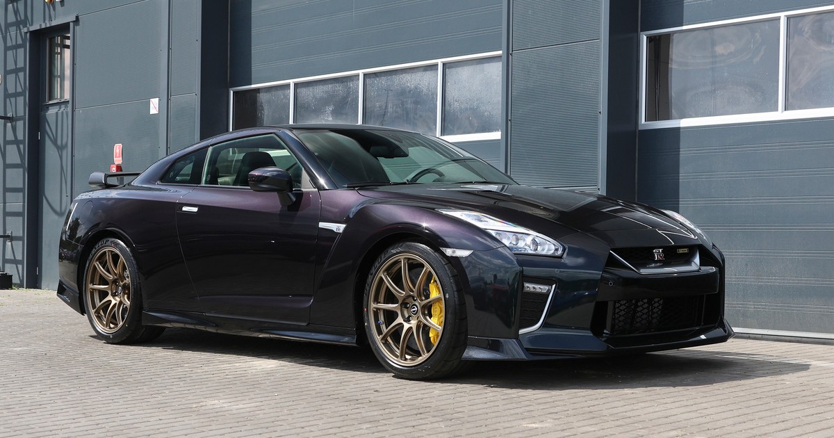 Jedyny w Europie pożegnalny Nissan GT-R R35 Prestige T-Spec trafił do Polski
