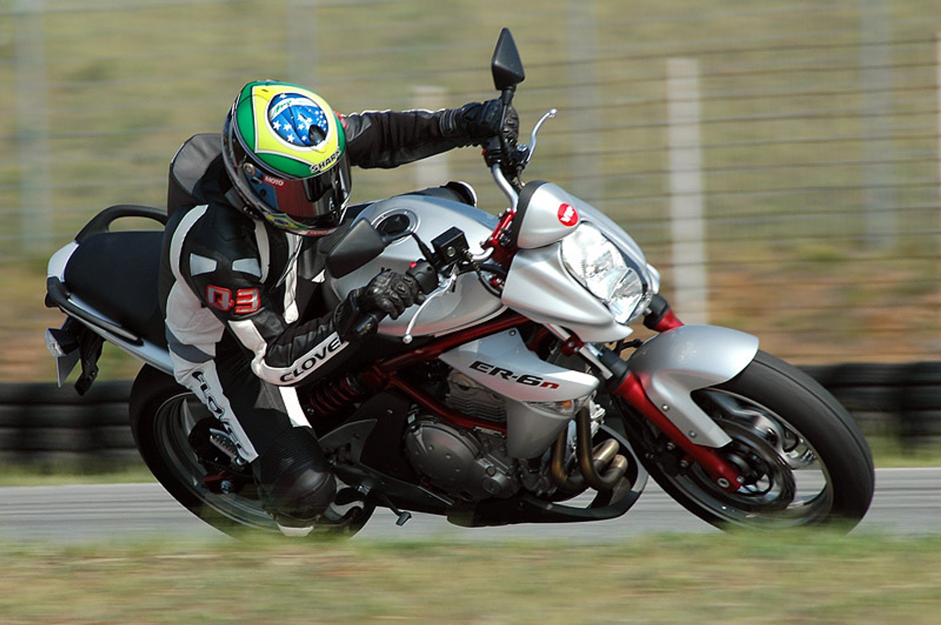 Dzień Kawasaki: tragiczny koniec małej ZX-6R Ninja (+ duża fotogaleria)