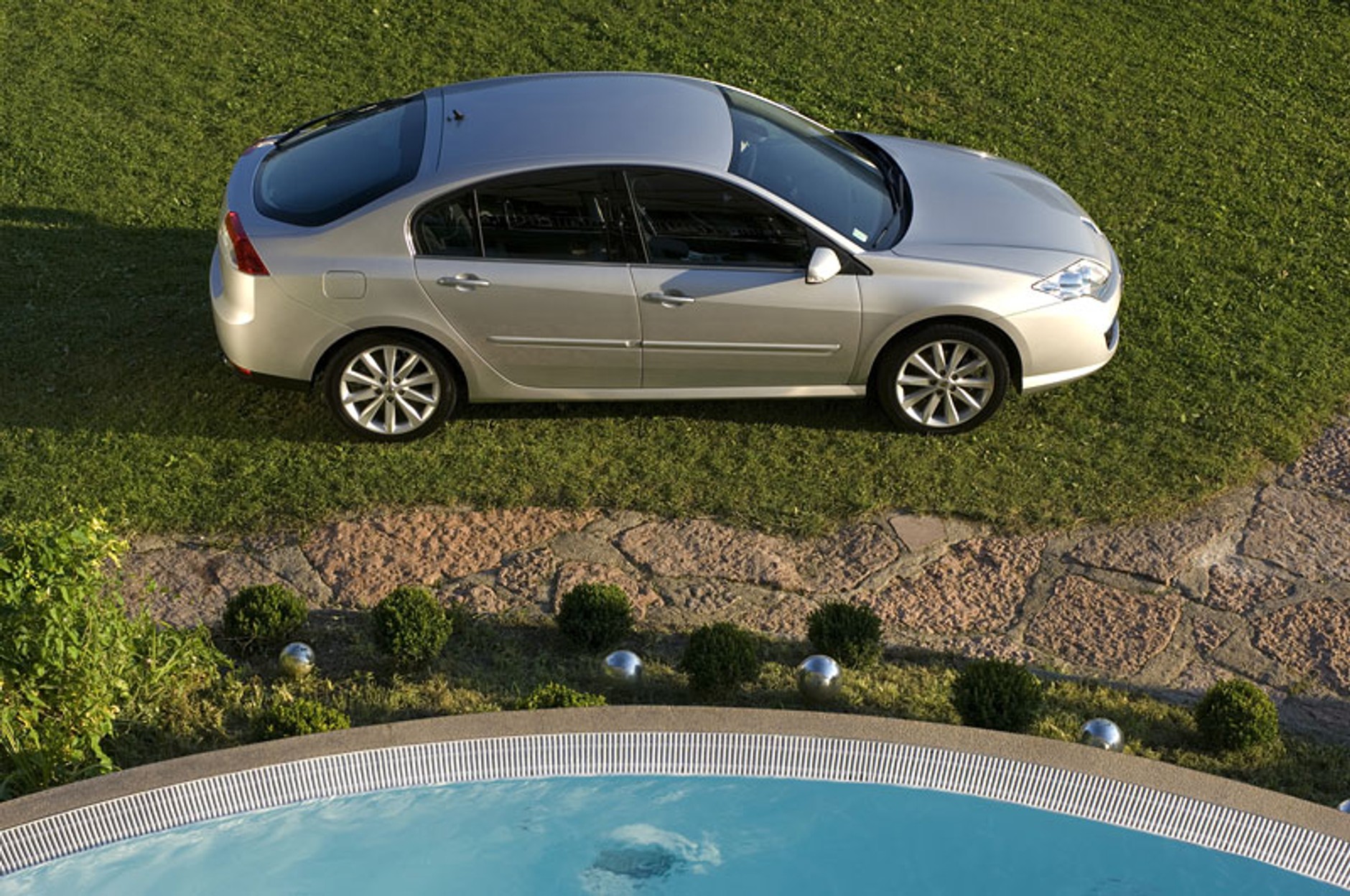 Nowy Renault Laguna: pierwsze wrażenia z jazd (cena już od 74 tys. złotych!)
