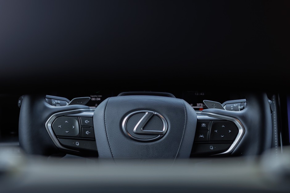 Lexus LBX