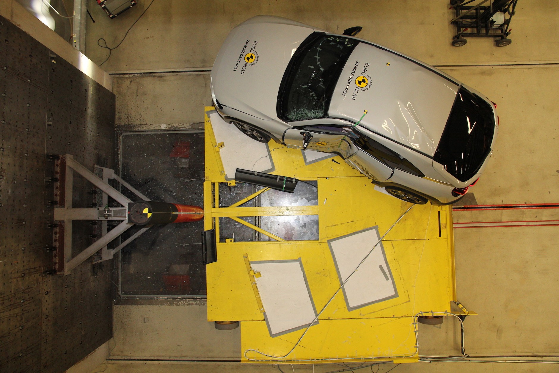 Euro NCAP – Honda Jazz i Mazda MX-30 zdały test na piątkę