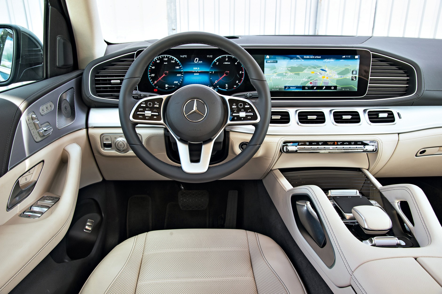 BMW X5 kontra Mercedes GLE i Volkswagen Touareg - który luksusowy SUV jest lepszym wyborem?