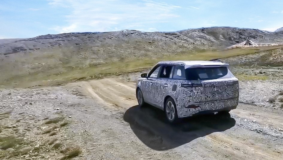 Jaecoo 5 w kamuflażu