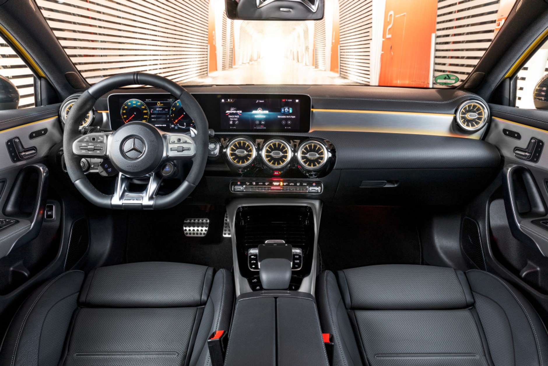 Nowy Mercedes-AMG A 35 4MATIC - 04