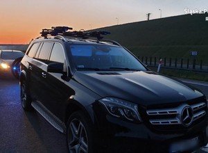 Udany pościg - policja odzyskała Mercedesa za pół miliona