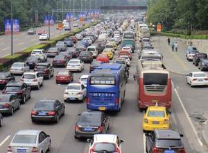 Eksperci: chiński rynek motoryzacyjny w lutym prawdopodobnie sięgnął dna