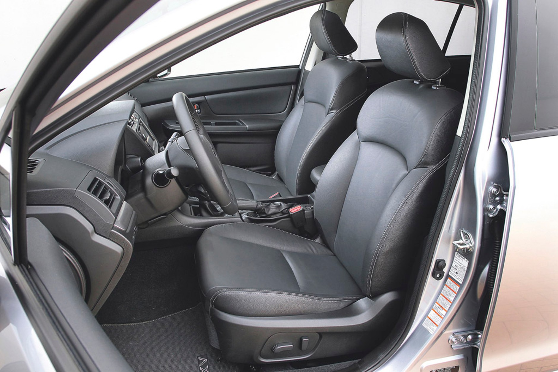 Porównanie kompaktowych SUV-ów: Mazda CX-5 kontra Volkswagen Tiguan, Subaru XV i Range Rover Evoque