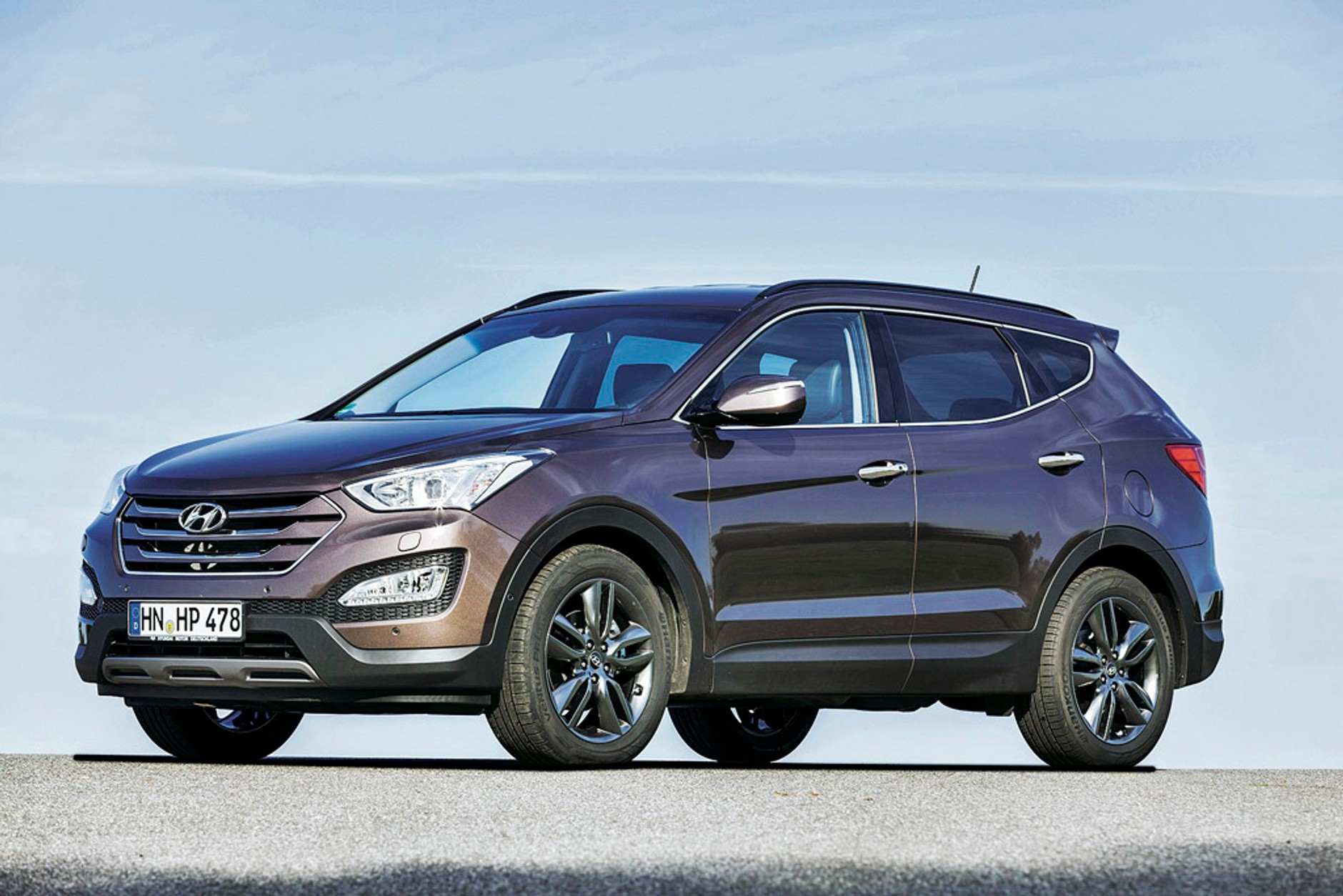 Nowy Hyundai Santa Fe kontra  BMW X3: kierunek luksus