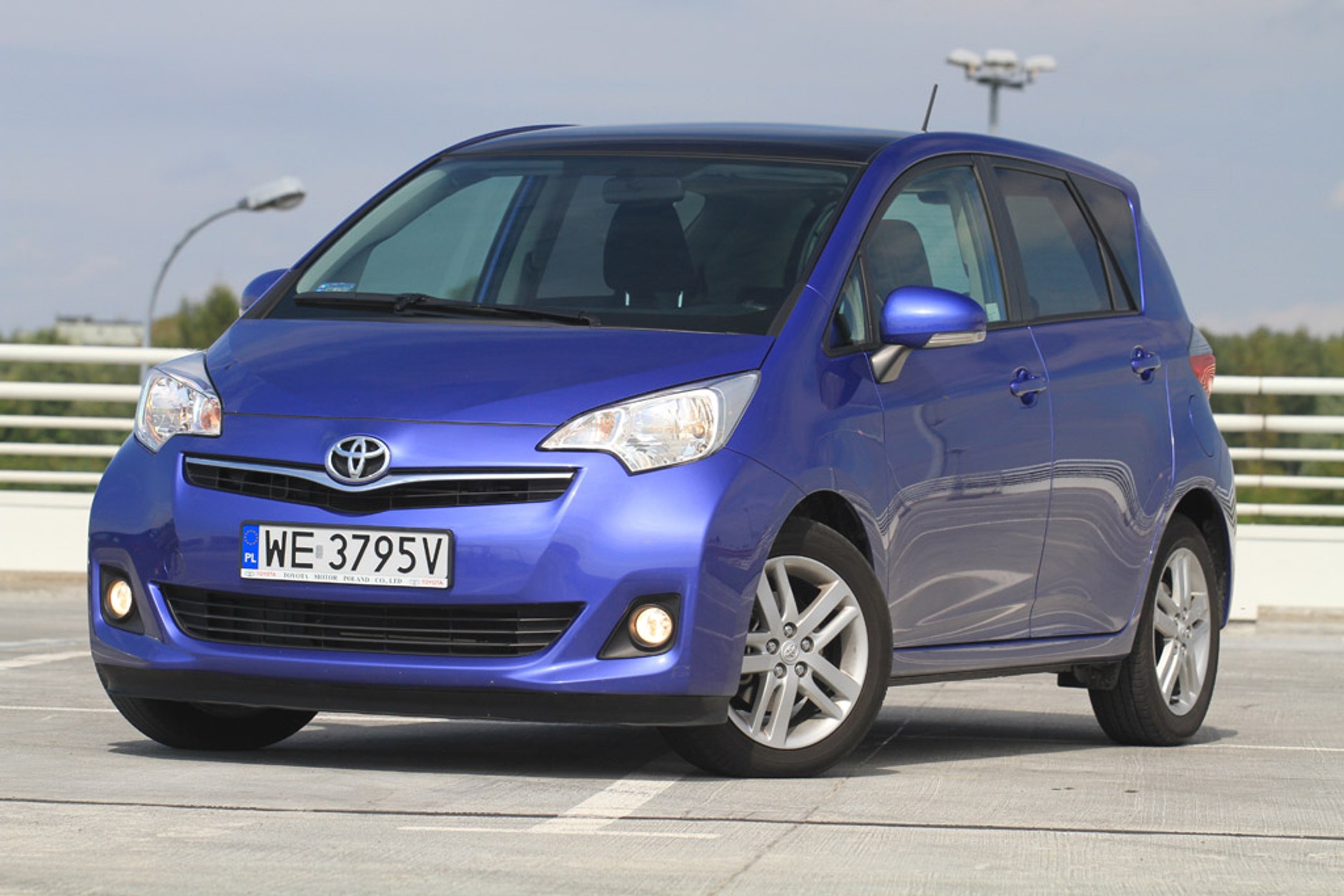Toyota Verso S kontra Hyundai ix20 i Citroen C3 Picasso: czy to vany idealne na miasto?