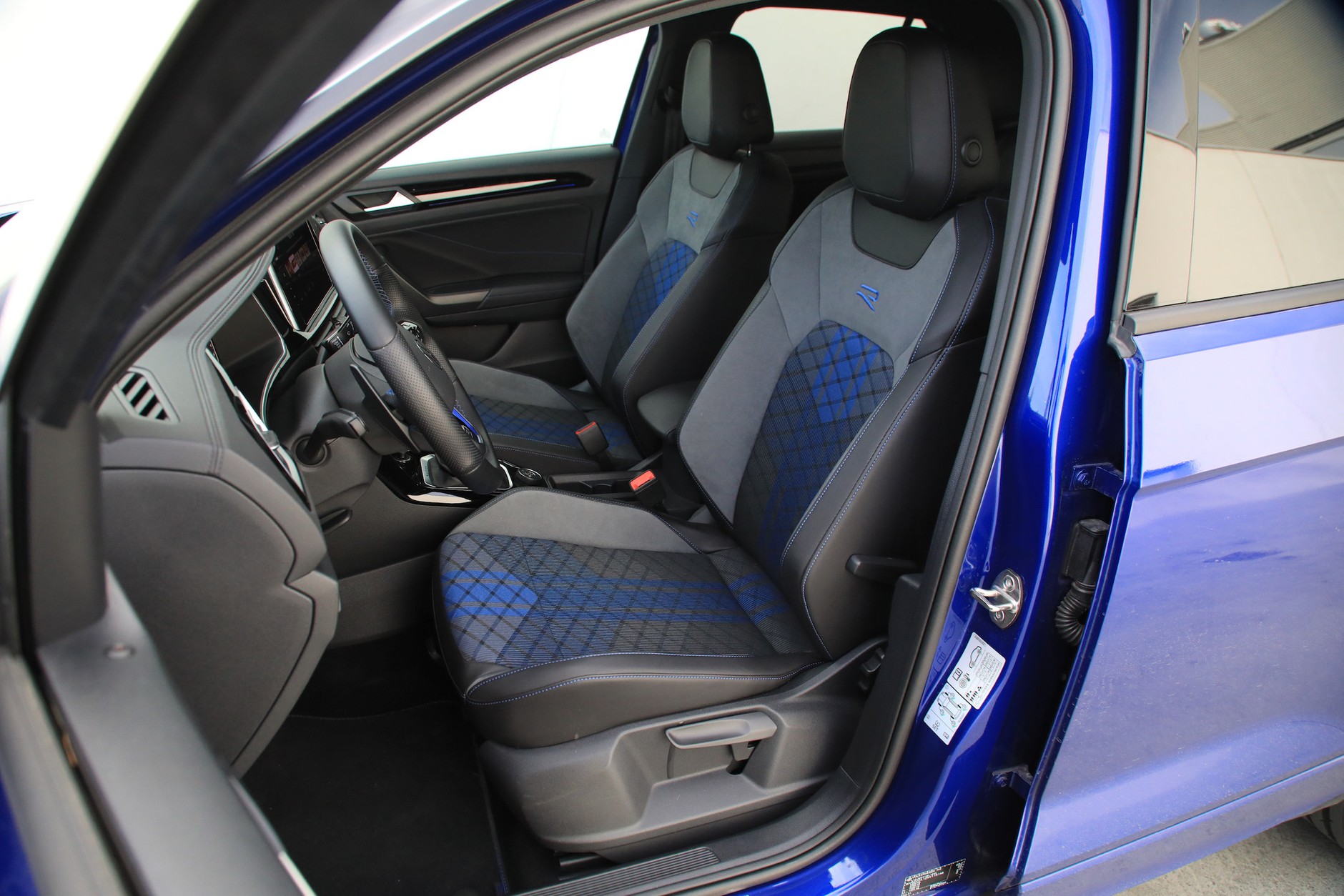 Volkswagen T-Roc R 2.0 TSI 4Motion DSG