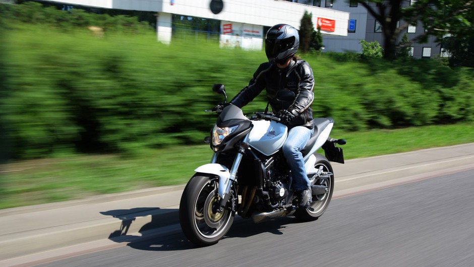 Honda Hornet po liftingu