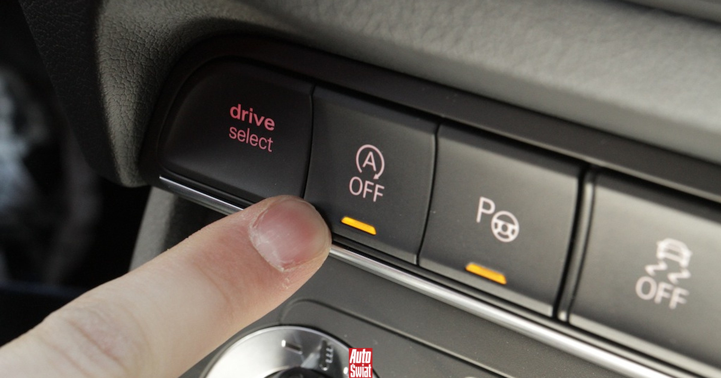 System start-stop to chyba jedna z najbardziej nielubianych funkcji w samochodach. Oszczędza paliwo, ale czy szkodzi silnikowi?