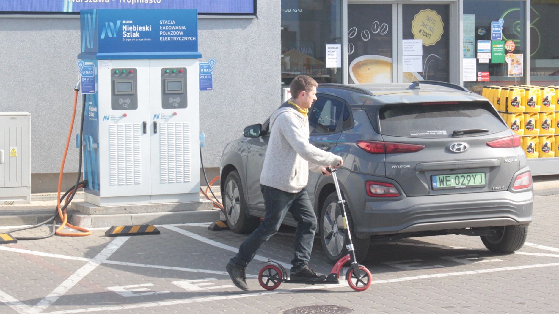 Tu przyda się… hulajnoga, żeby wrócić do domu.