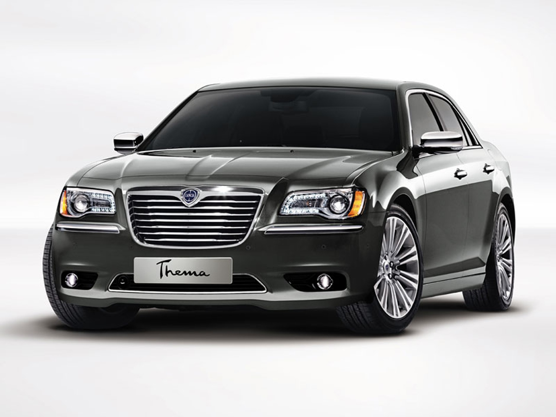 Lancia Thema już od października