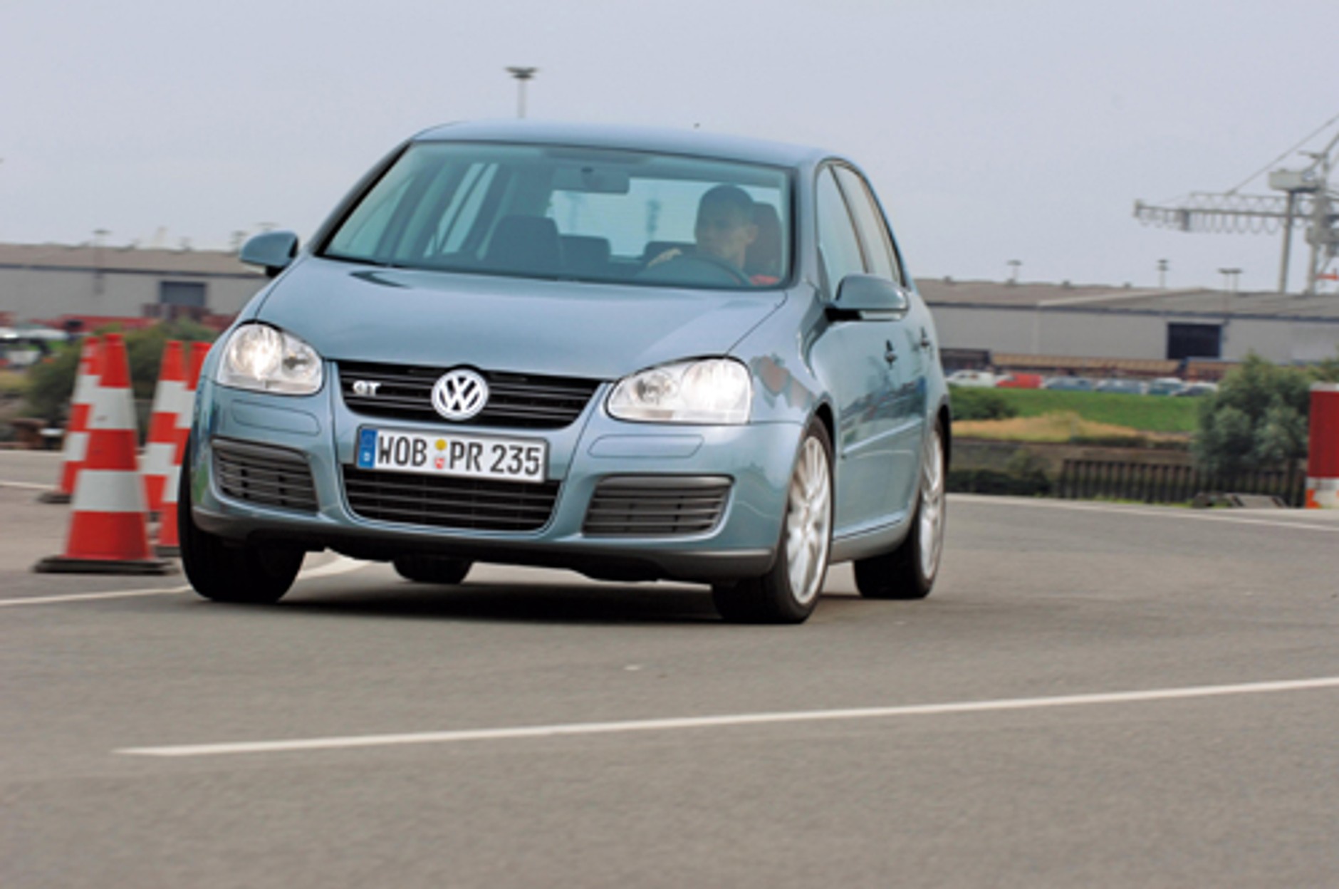 Noga z gazu: to się opłaca!