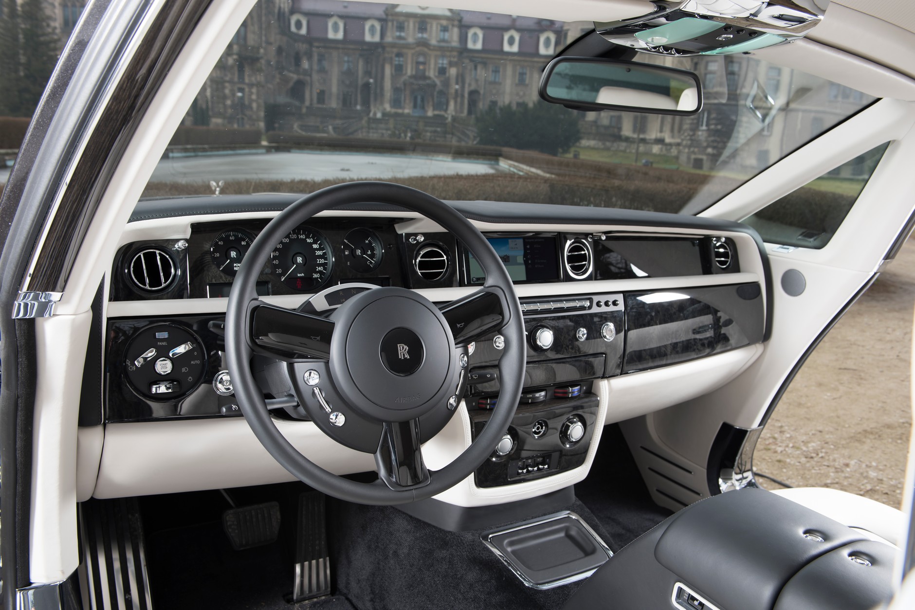 Rolls-Royce Phantom Coupé