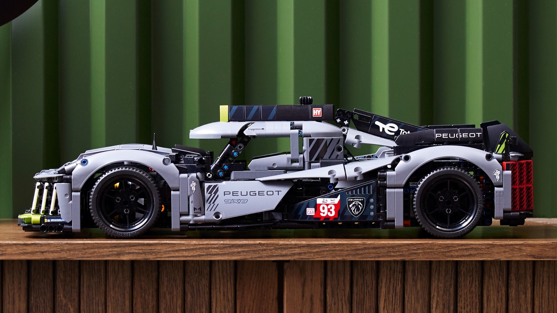 Peugeot 9X8 z LEGO, zestaw nr 42156