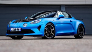 Alpine A110 R to francuski przepis na auto torowe. Jeździłem "Porsche killerem"