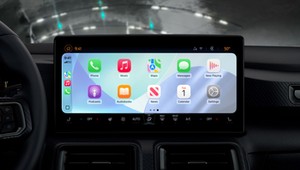 Kluczowa zmiana w Apple CarPlay. Już się nie zgubisz, gdy ktoś zadzwoni