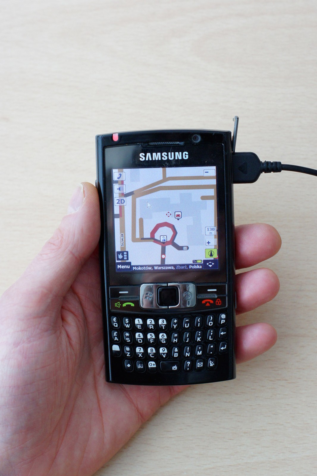 Nawigacja w telefonie? Sprawdziliśmy, która jest najlepsza