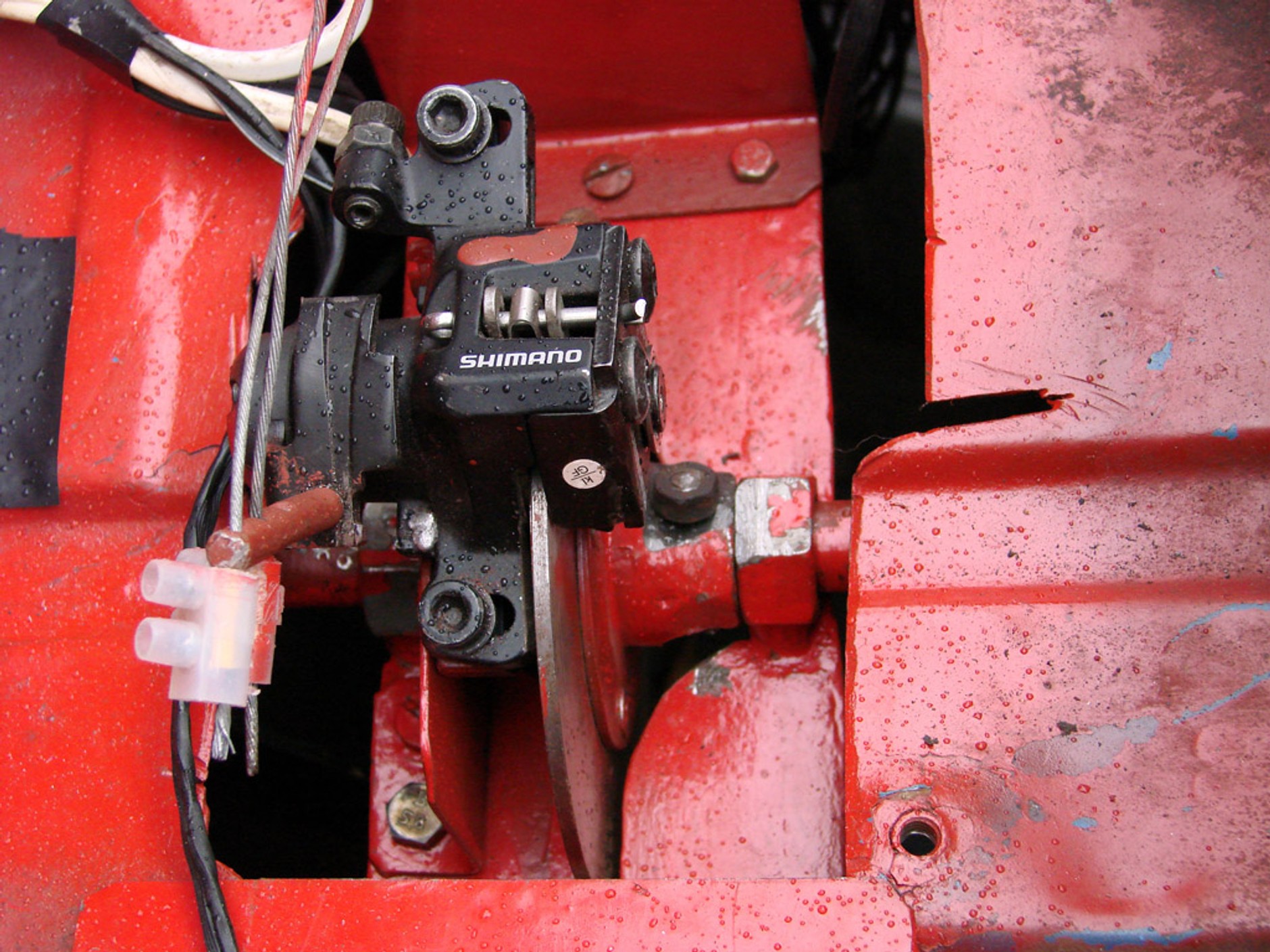 Nowy system bezpieczeństwa? Co robić gdy pęknie opona ...