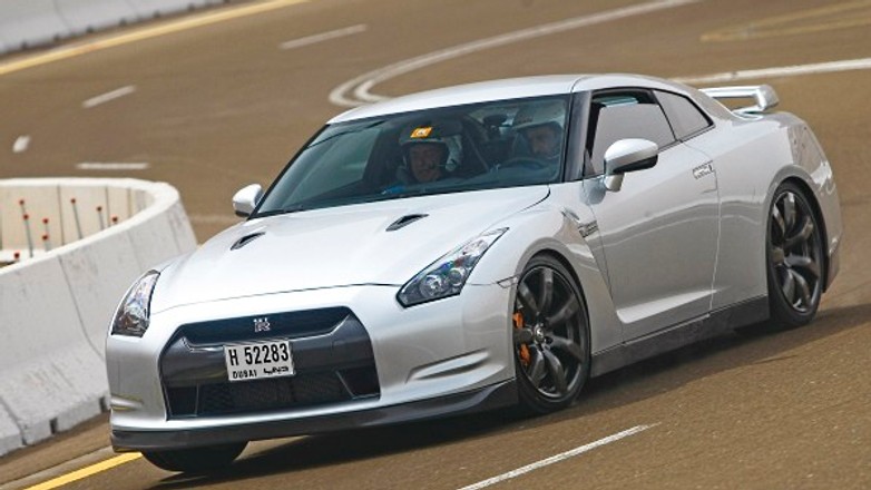 Nissan GT-R