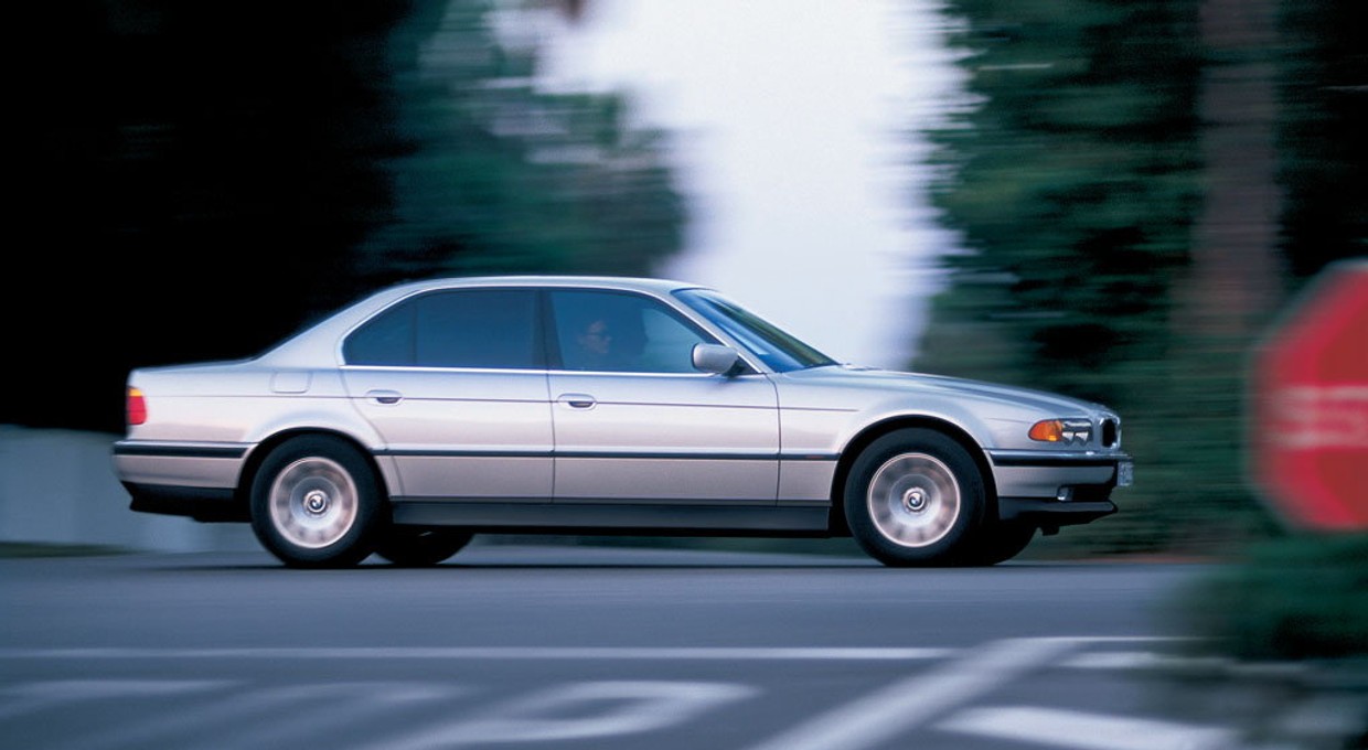 Używane BMW serii 7 - tanio raczej nie będzie, ale...