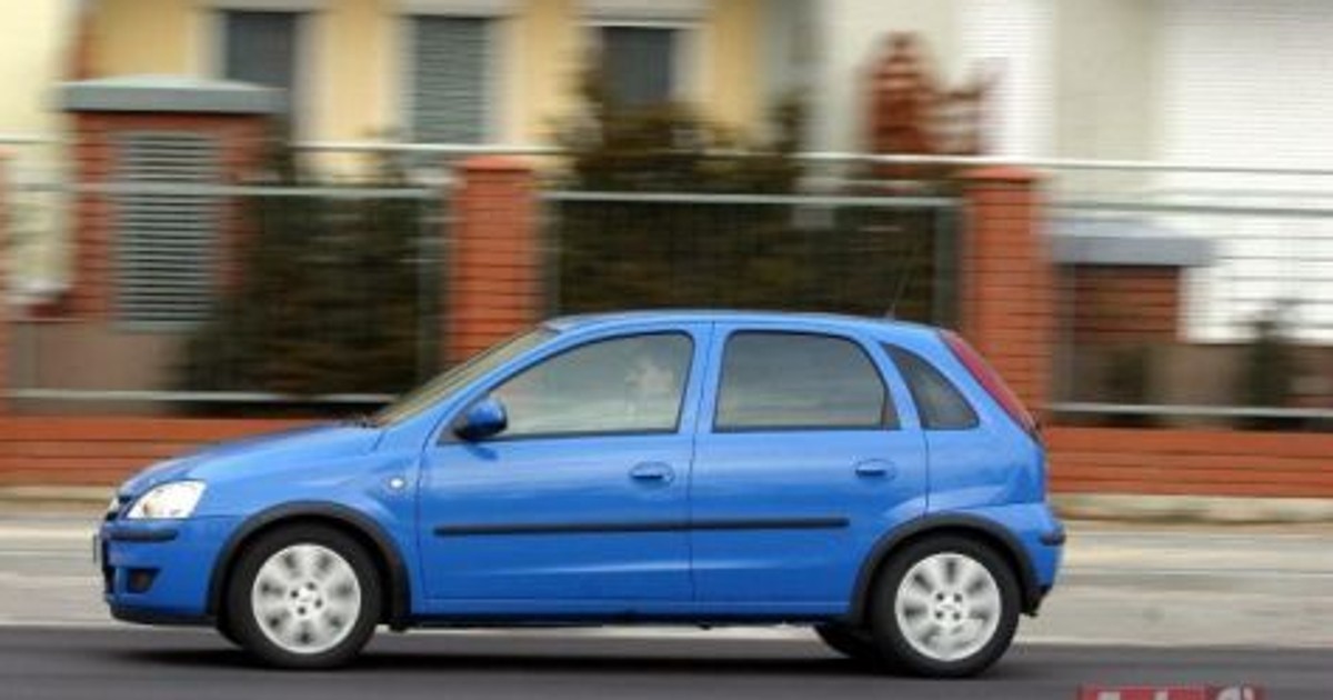 Opel Corsa 1.0 12V Comfort - Pozorna oszczędność