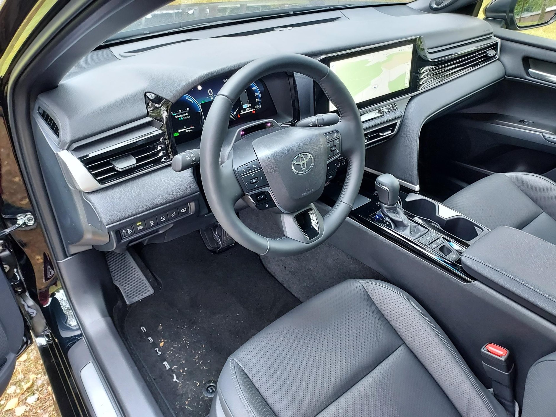 Toyota Camry 9. generacji