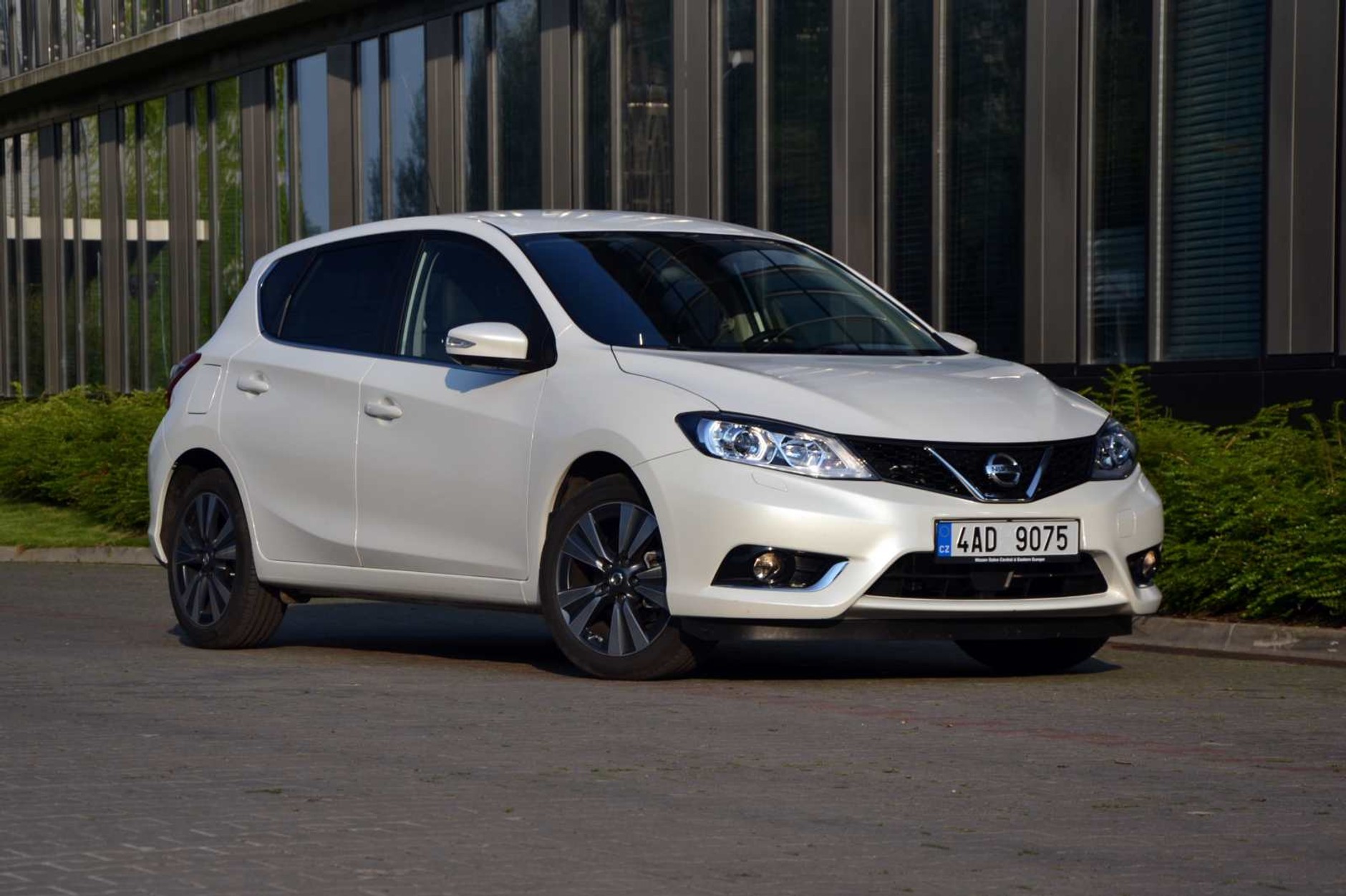 Nissan Pulsar - nowa oferta na rynku kompaktów. Pierwsza jazda