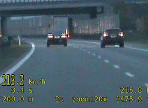 21-latek stracił prawo jazdy na A1. Gnał 213 km/h