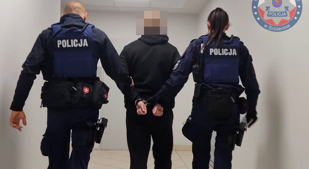 Brutalny atak na taksówkarza w Szczecinie. Do sieci trafiło nagranie
