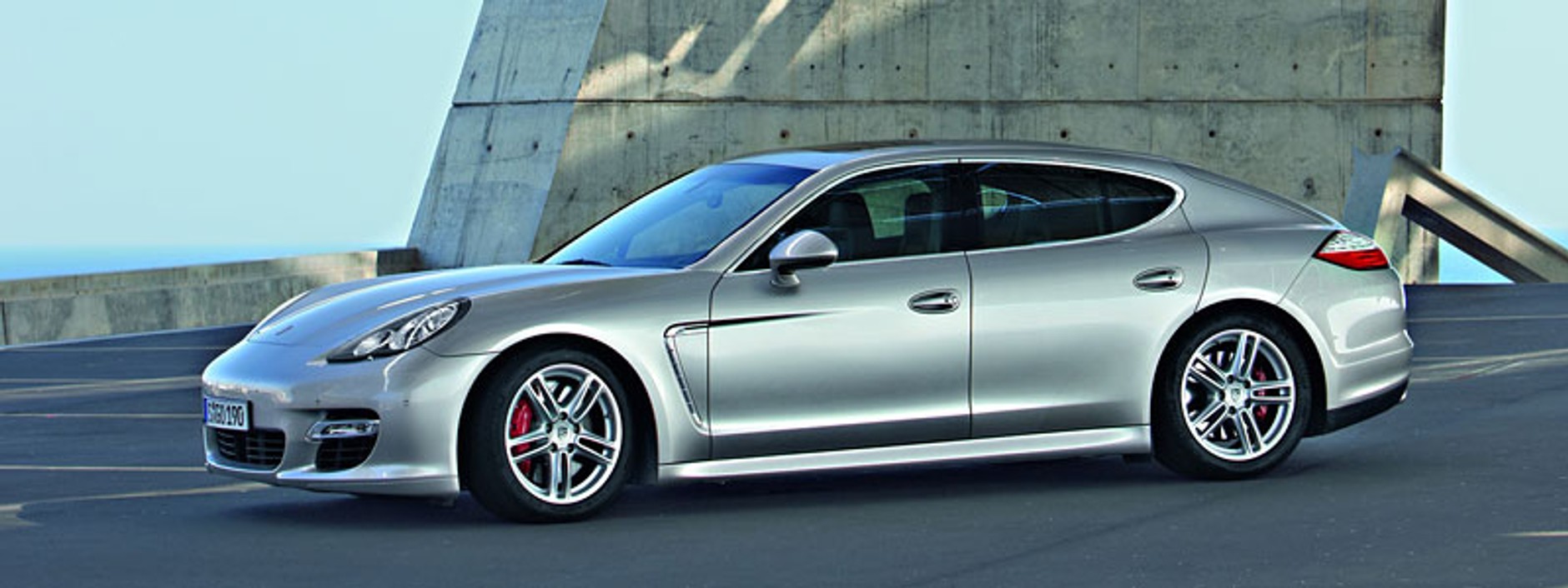 Porsche Panamera: premiera światowa w Szanghaju (informacje, nowe zdjęcia, tapety)