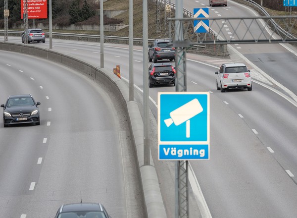 Masowo kradną fotoradary. Trop prowadzi do Rosji