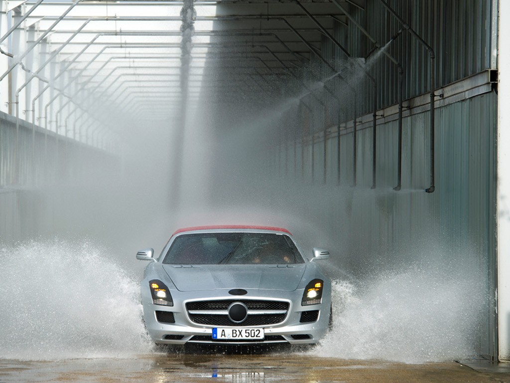 Zbliża się Mercedes SLS AMG w wersji Roadster