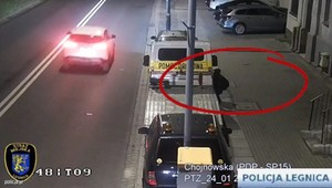 Złodziej już włamał się do zaparkowanej autolawety. Tego się nie spodziewał