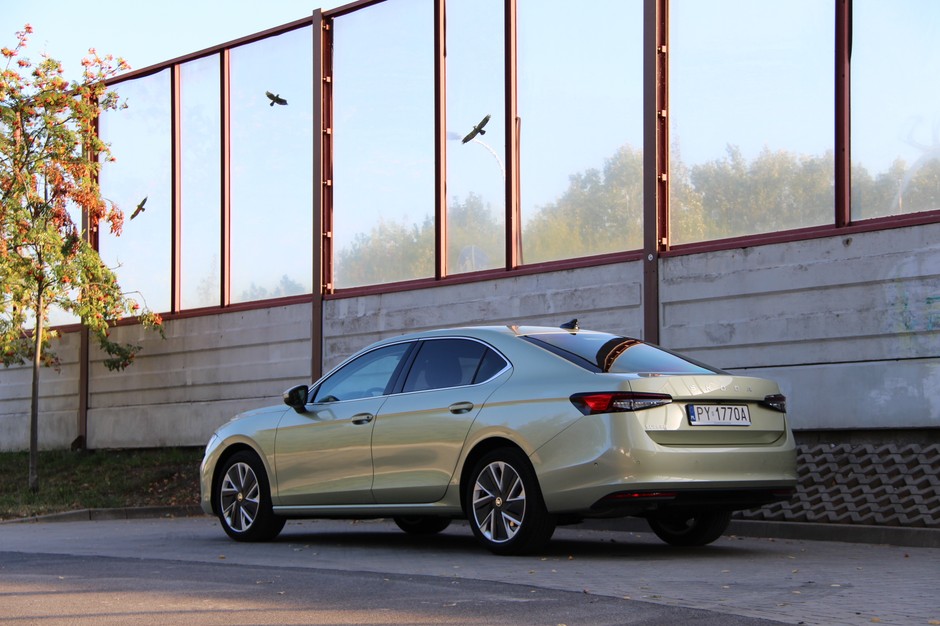 Skoda Superb 1.5 TSI m-HEV Selection