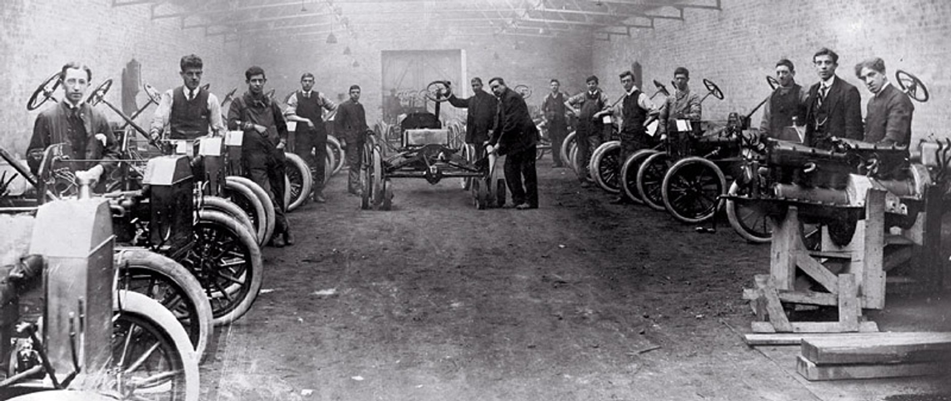 Ford Model T ma sto lat, na zlot przyjechało 750 (fotogaleria)