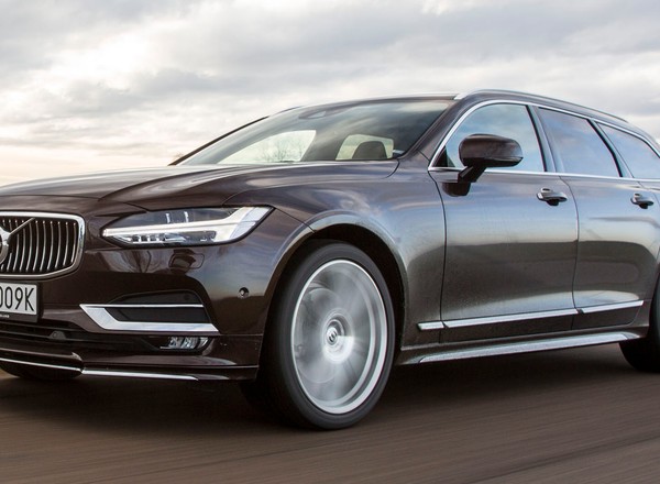 Volvo V90 D5 AWD - pięć metrów dobrego stylu
