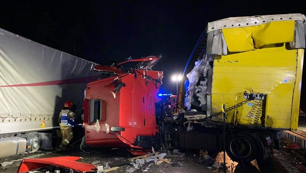 Wypadek na A1. Zdjęcie OSP Tąpkowice