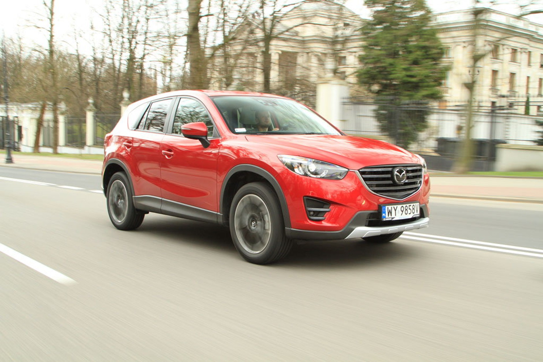 Szybki SUV z dużym silnikiem - Mazda CX-5 2.5 Skyactiv-G 4x4