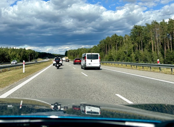 Polska autostrada bywa koszmarem kierowców. "Walka o przetrwanie"
