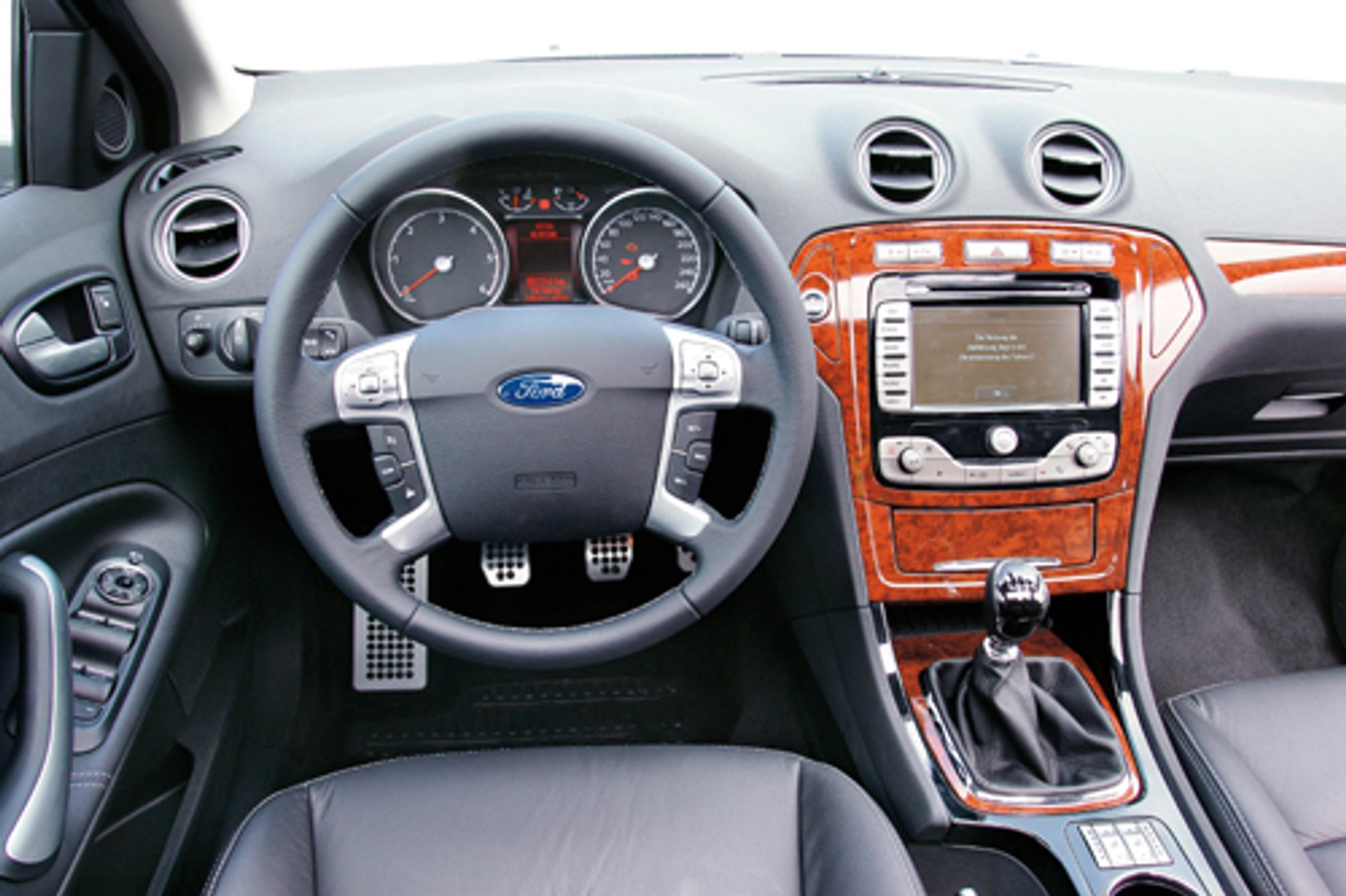 VW Passat, Ford Monde, Opel Vectra - Pakować. Klapy zamykać. Odjaaazd!